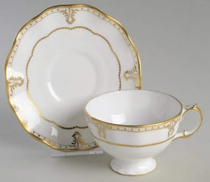 Elizabeth Gold Tea Cup & Saucer