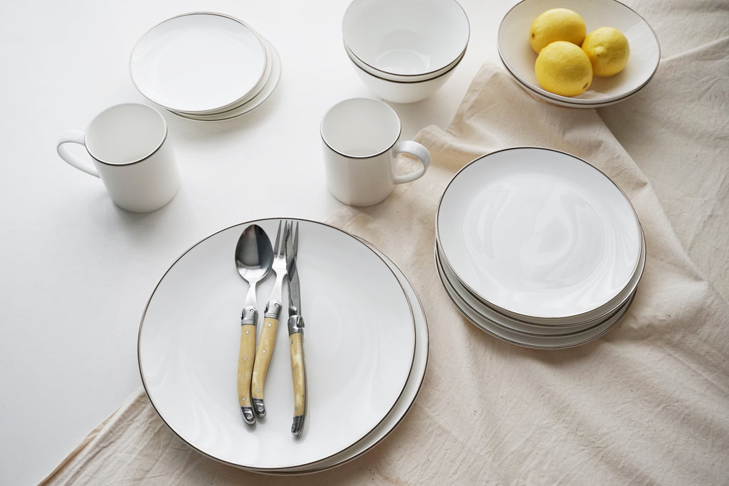 Alex Platinum Set of 2, 8" Salad / Dessert Plate