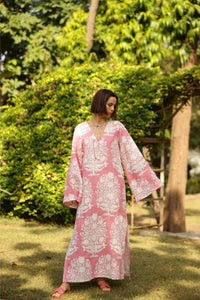 Doha Caftan in Pink Bouquet