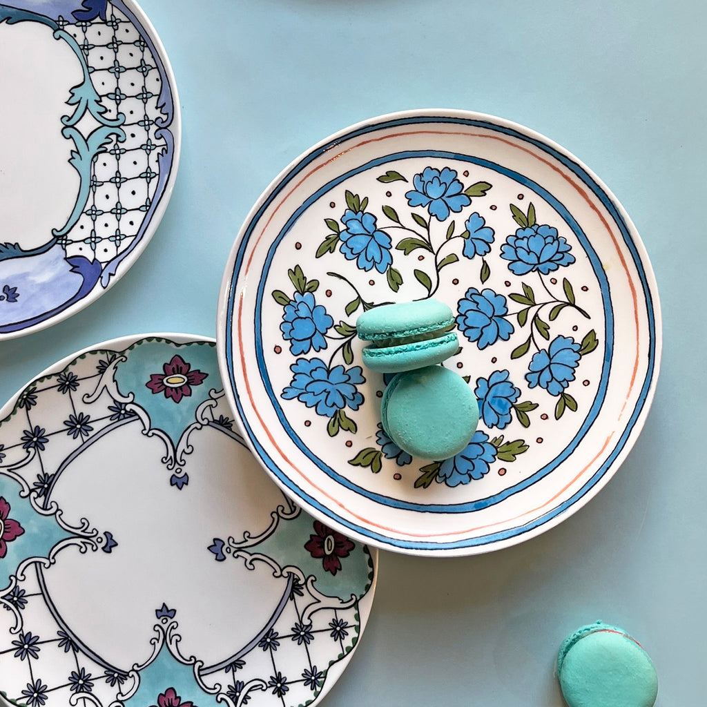 Heritage Bachelor Button 8" Plate