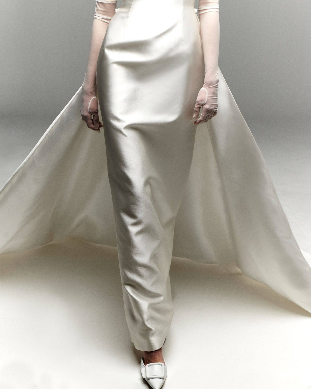 Detachable Silk Train | STYLE 112