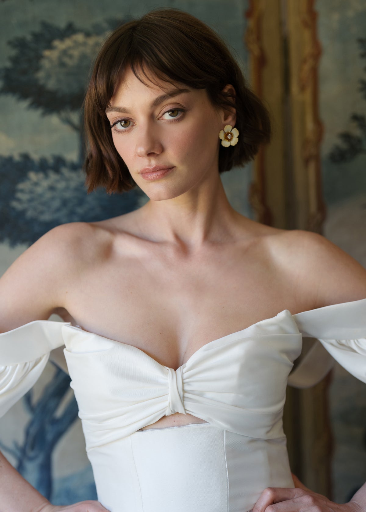 Deb Earrings in Champagne