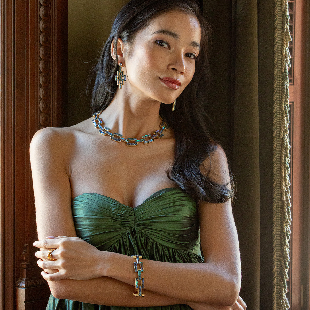 Pathway Link Necklace in Abalone