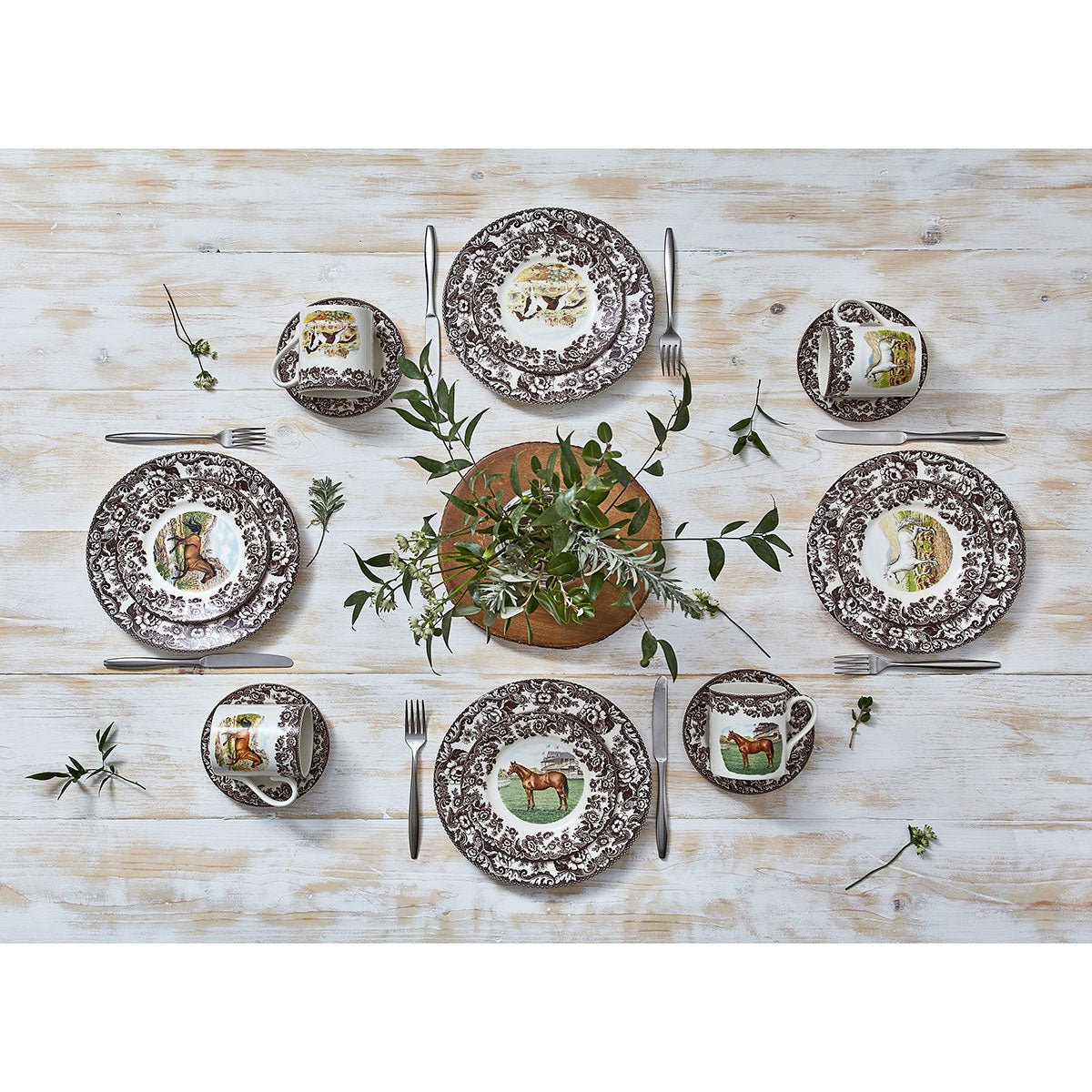 Woodland Dinner Plate with American Quarter