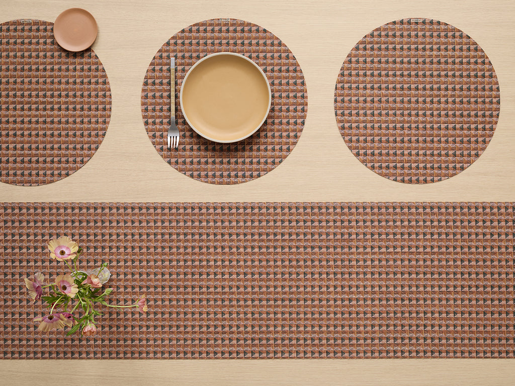 Crane Round Placemat in Raspberry