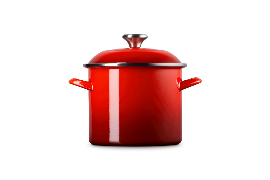 6 qt. Stockpot in Cerise