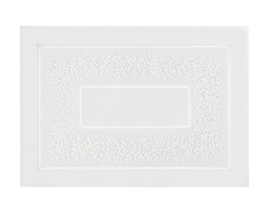 Jardin Classic Linen Placemat in Six Colors