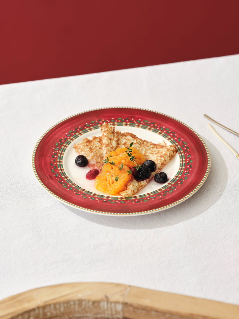 Prouna Nutcracker Salad Plate Lifestyle Photo