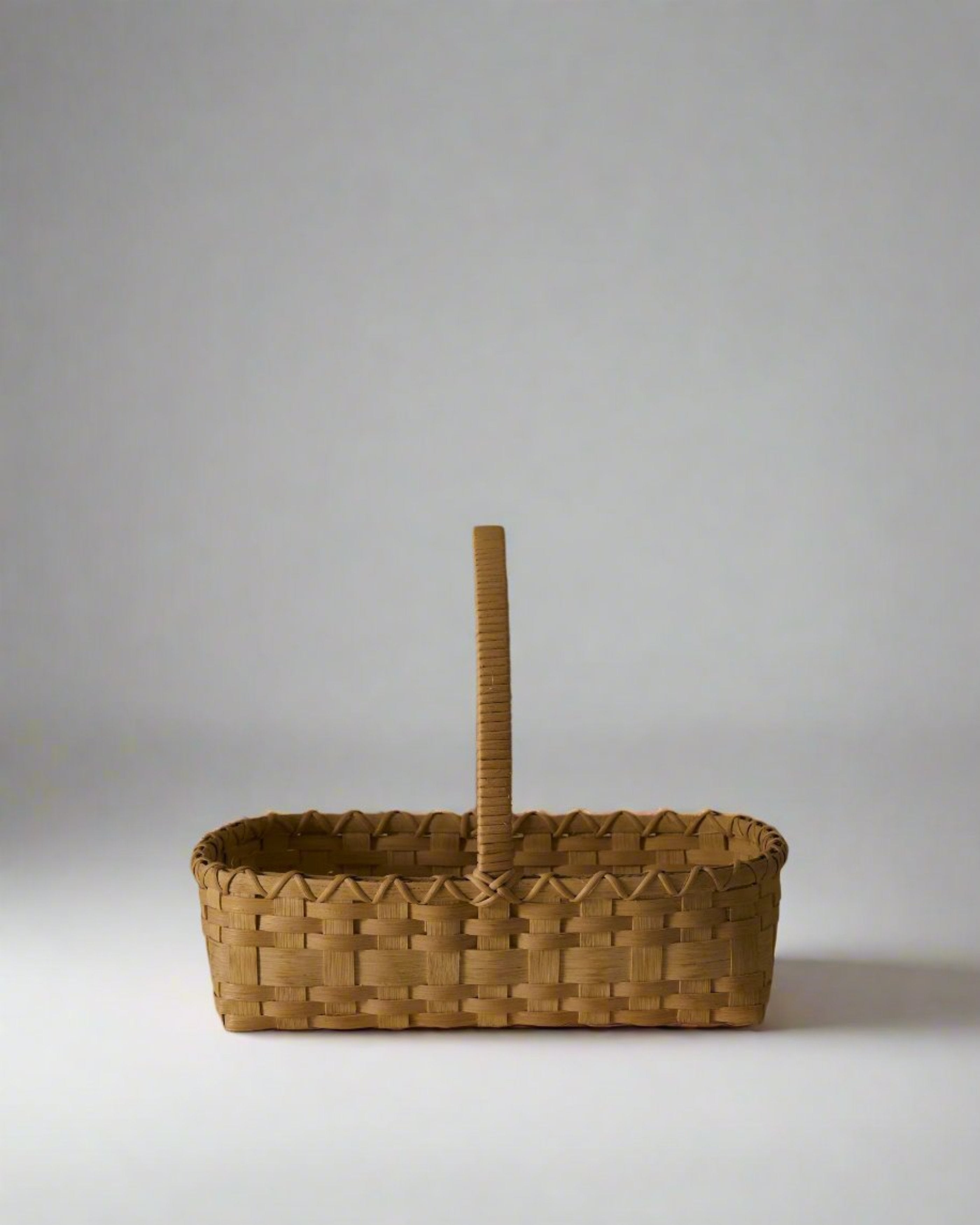 Folk Fleur Hand Basket in Natural