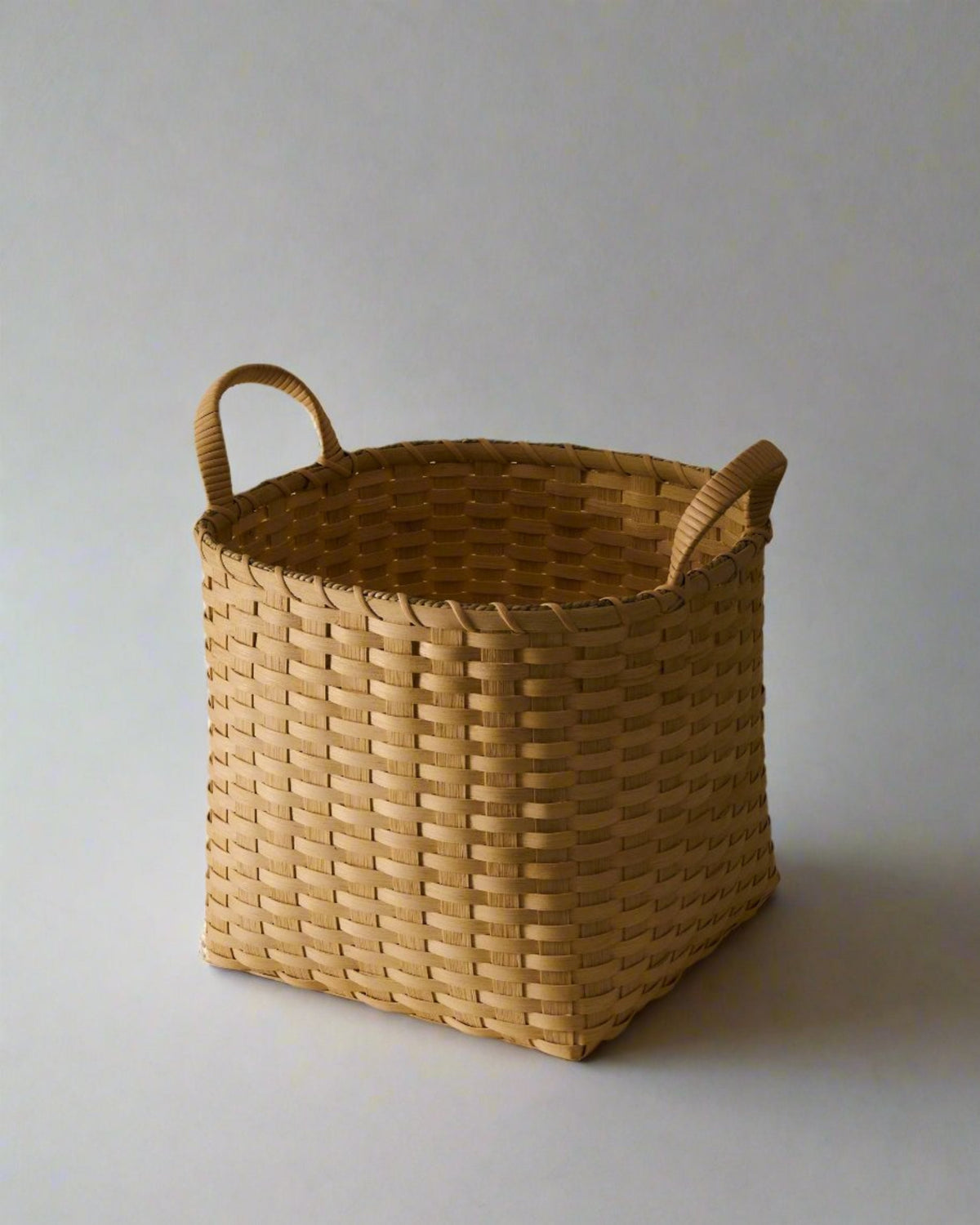 Medium Throw Basket