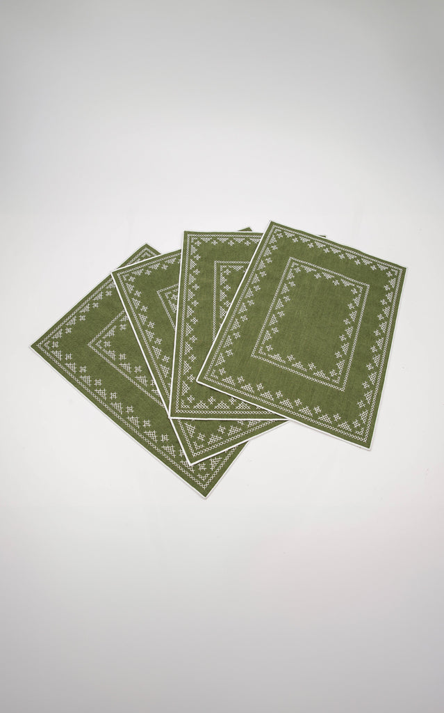 Pedralbes Placemats in Olive, Set of 4