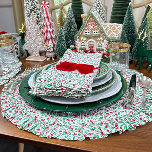 Mistletoe and Bows Ruffle Napkins, Set of 4