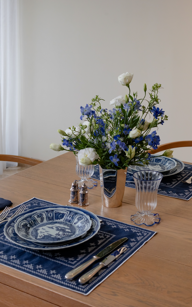 Pedralbes Placemats in Navy, Set of 4