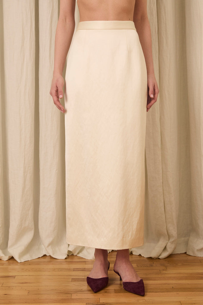 Amah Pencil Skirt in Fluid Satin