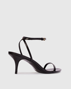 Slone 65 in Black leather