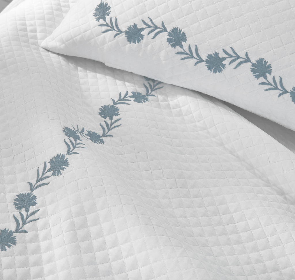 Daphne Matelasse Coverlet
