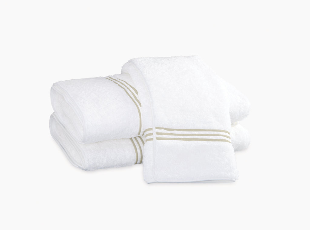 Bel Tempo Bath Collection