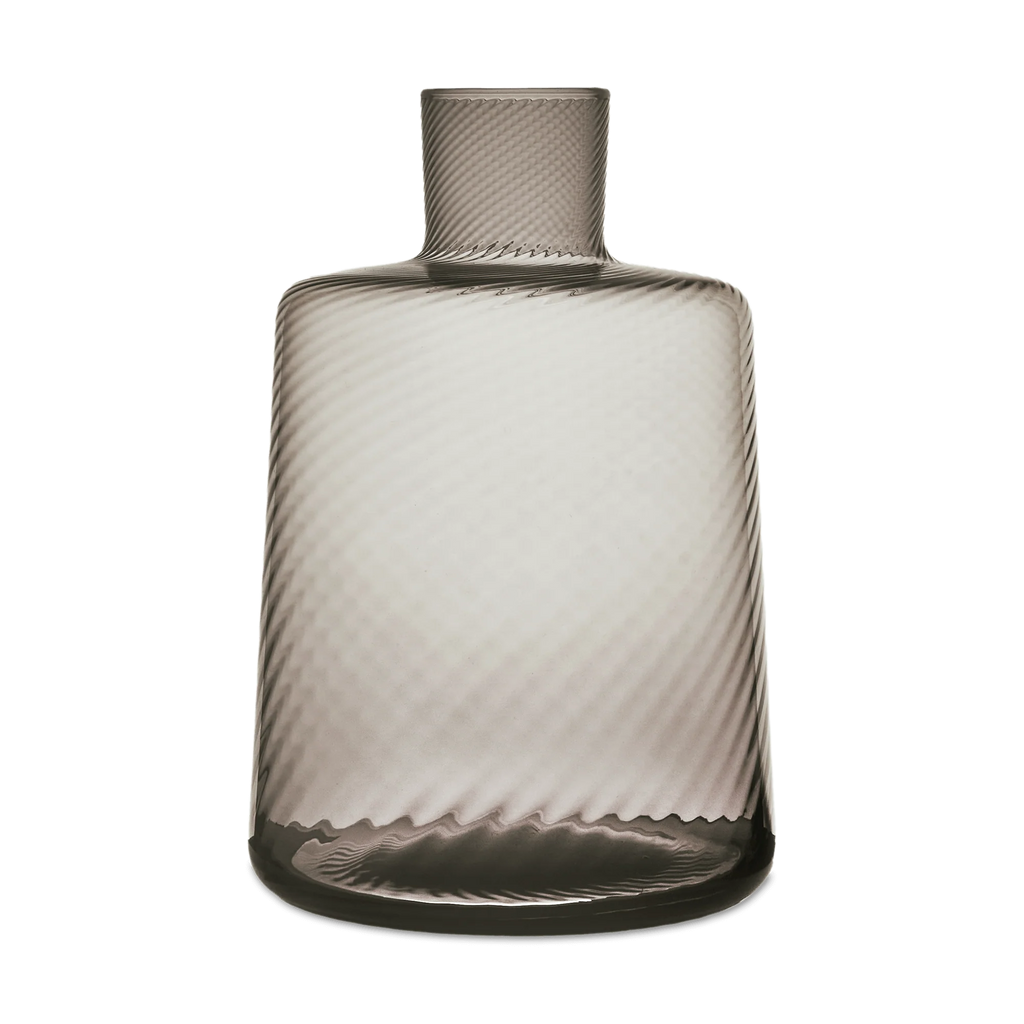 Low Carafe Twist