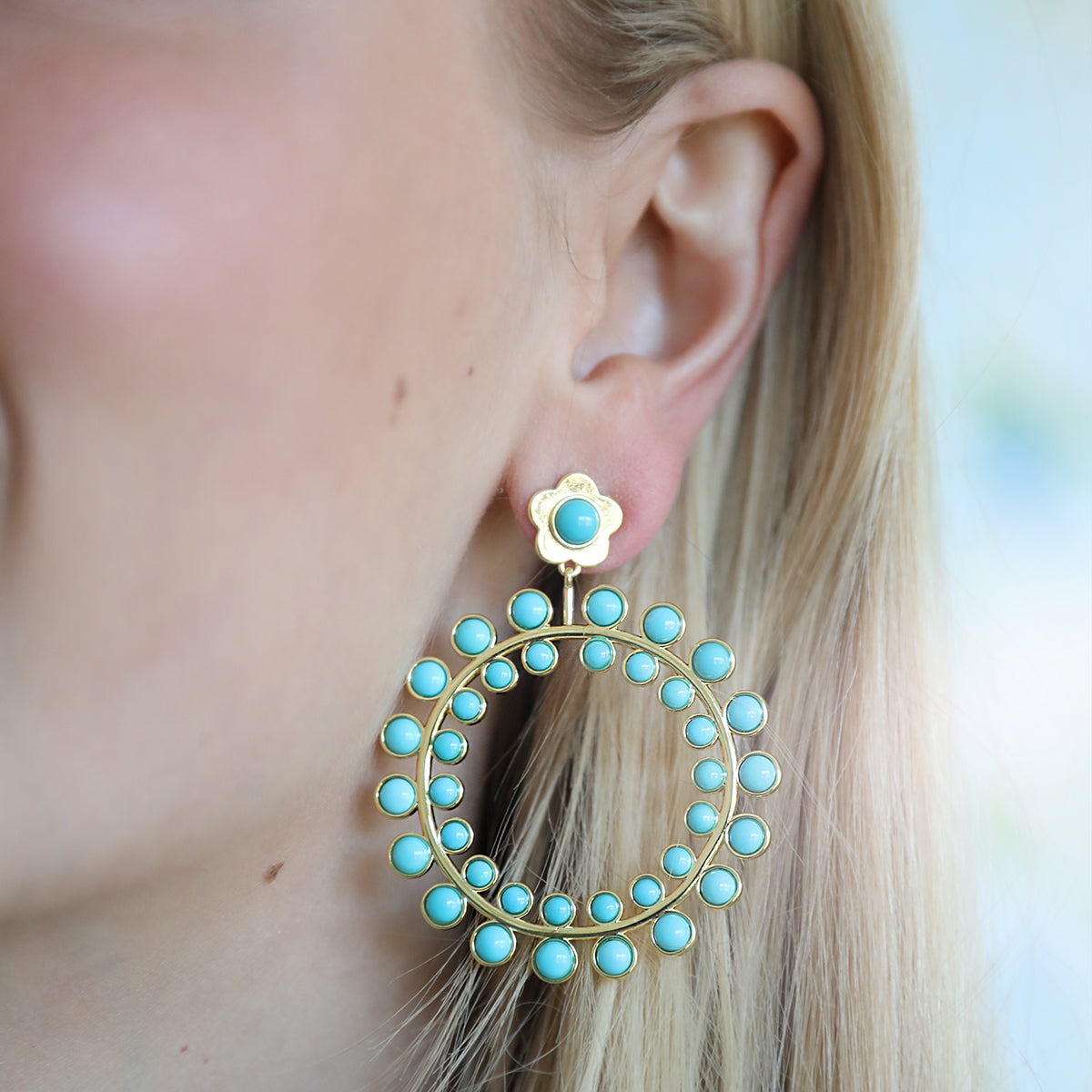 Camille Hoop in Turquoise
