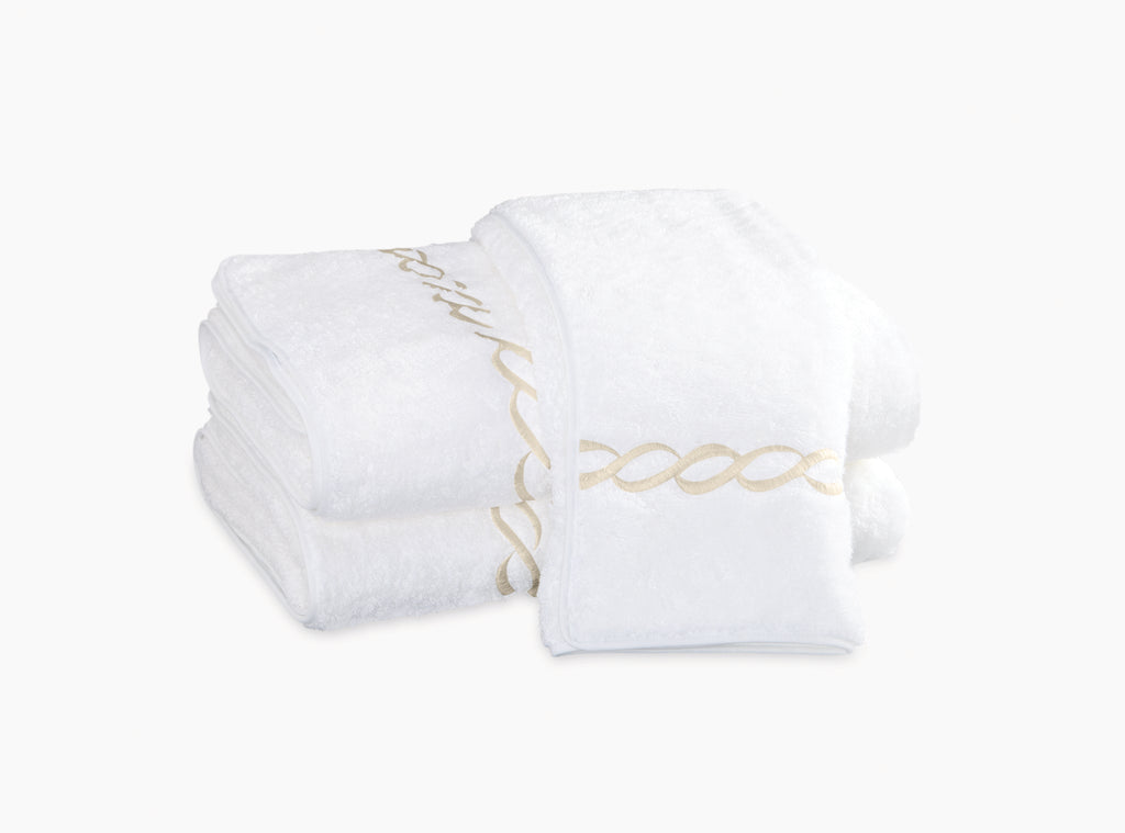 Classic Chain Bath Collection