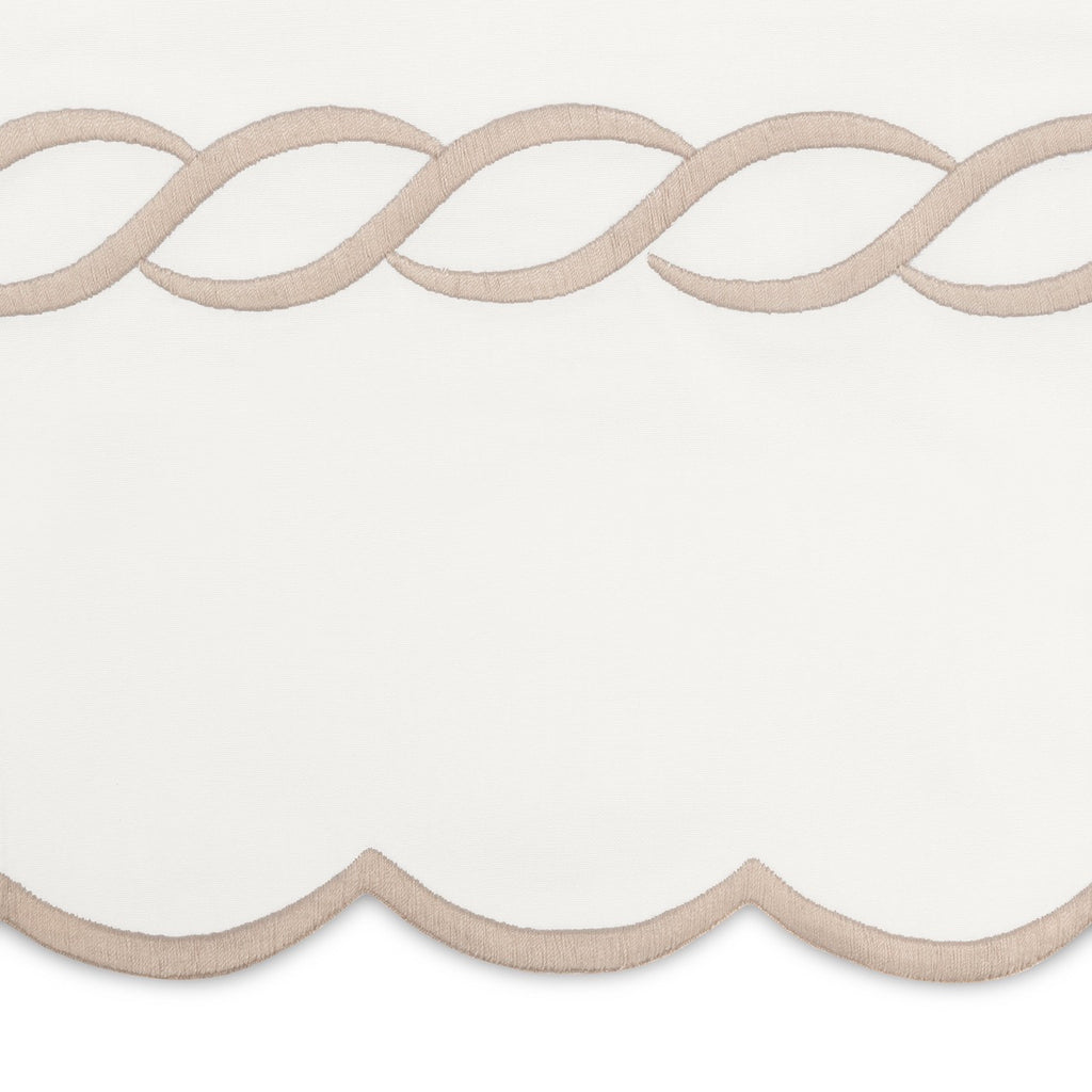 Classic Chain Scallop Collection