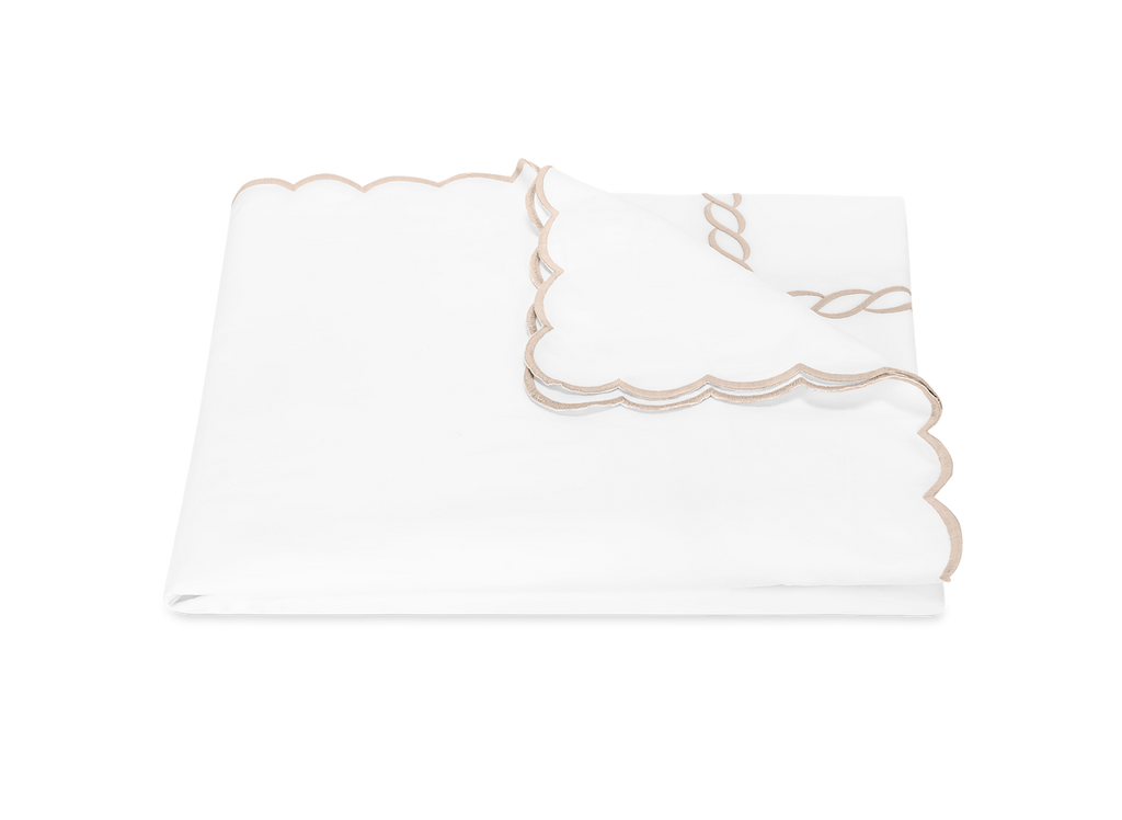 Classic Chain Scallop Collection