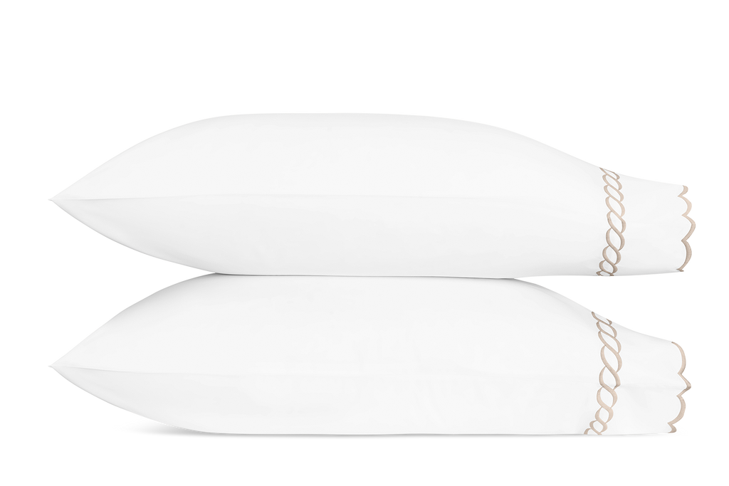 Classic Chain Scallop Collection