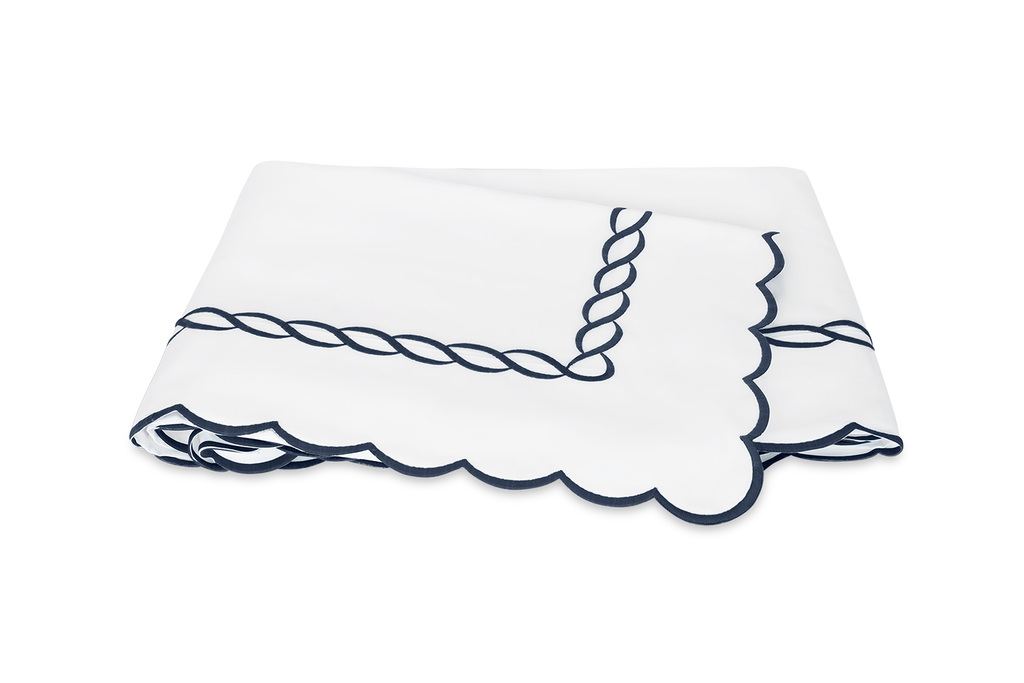 Classic Chain Scallop Collection