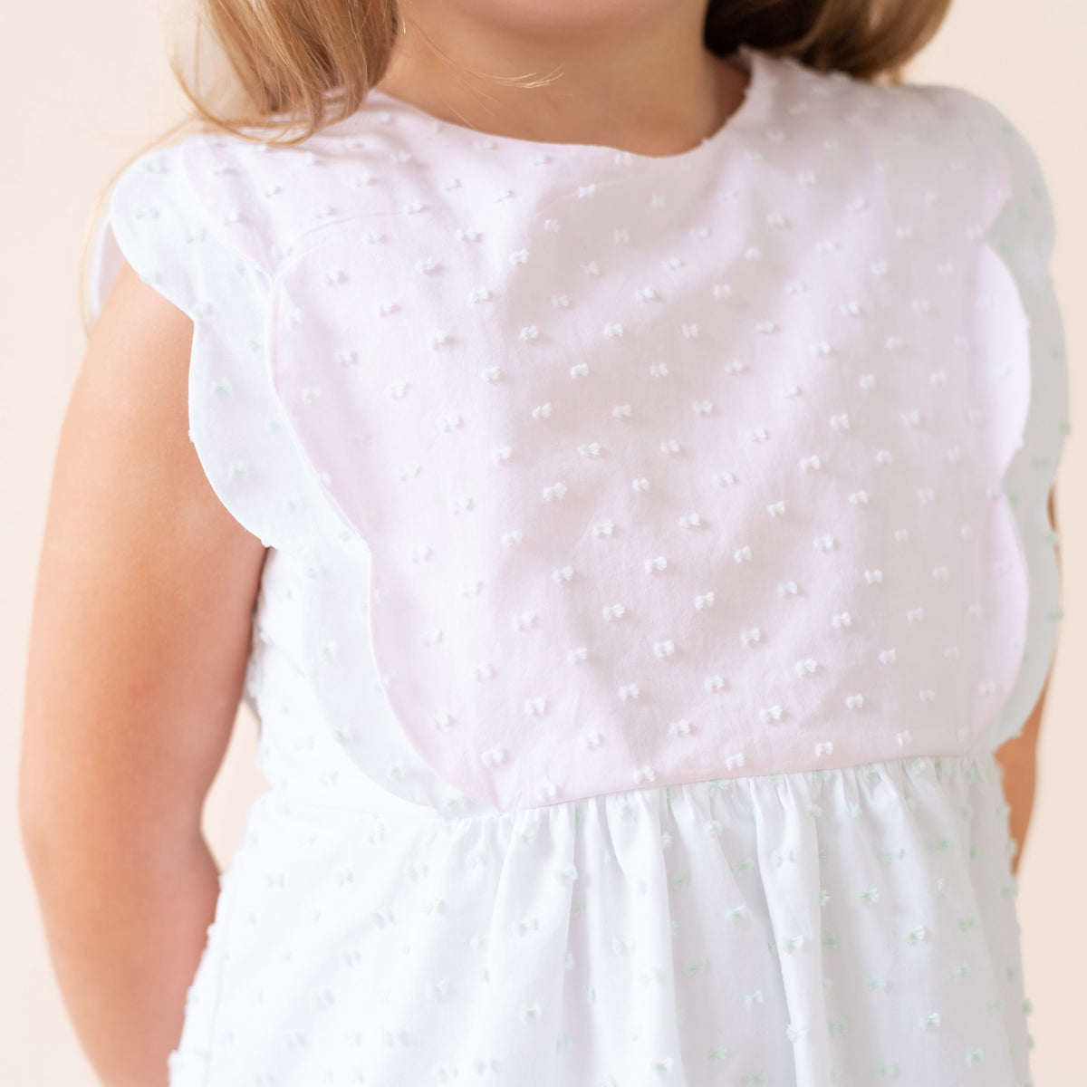 Pipa Girl Dress in White