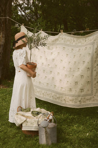 Cipoletti x Nadia Co. Fine Italian Linen Tablecloth