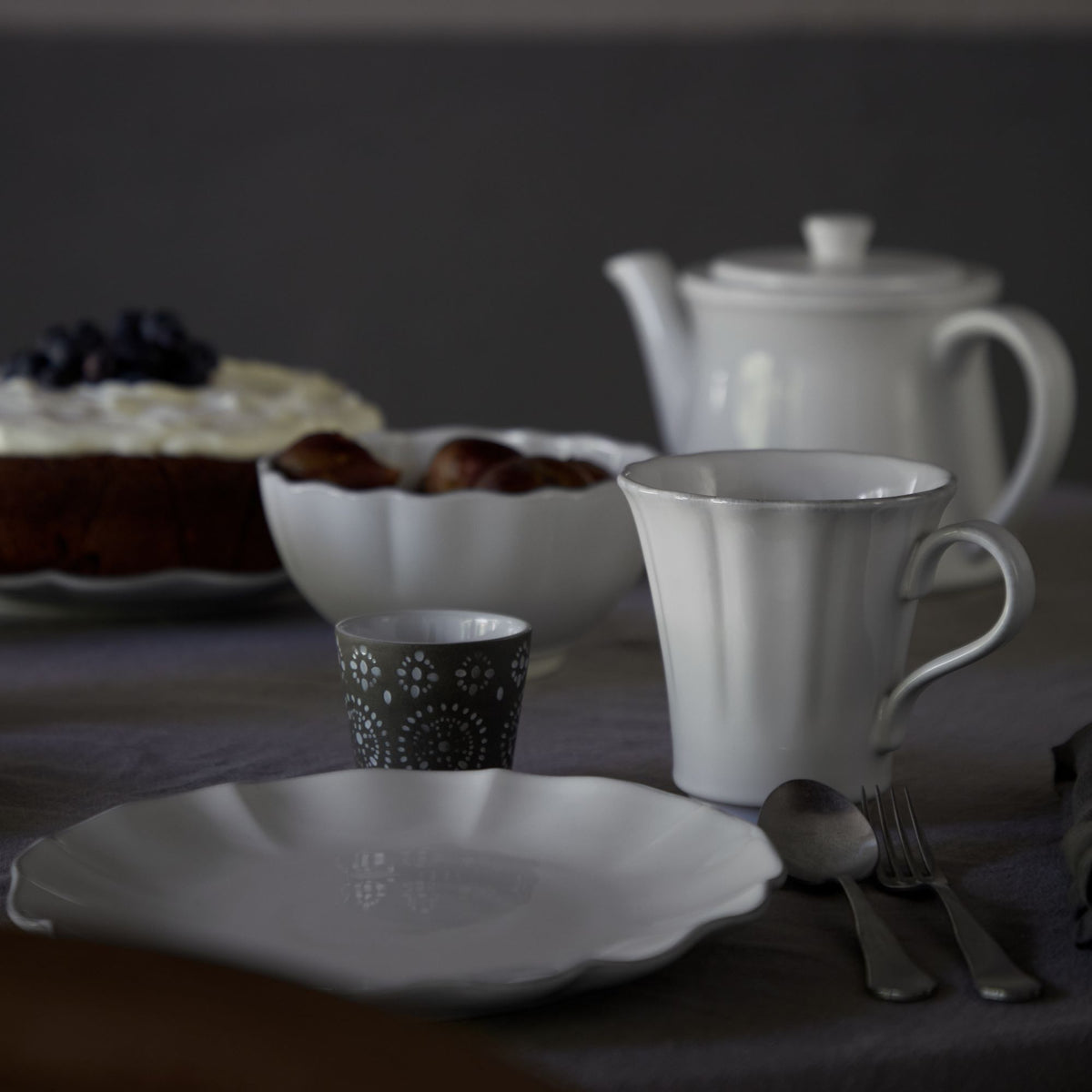 Rosa Collection Mugs in White, Set of 6