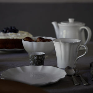 Rosa Collection Mugs in White, Set of 6