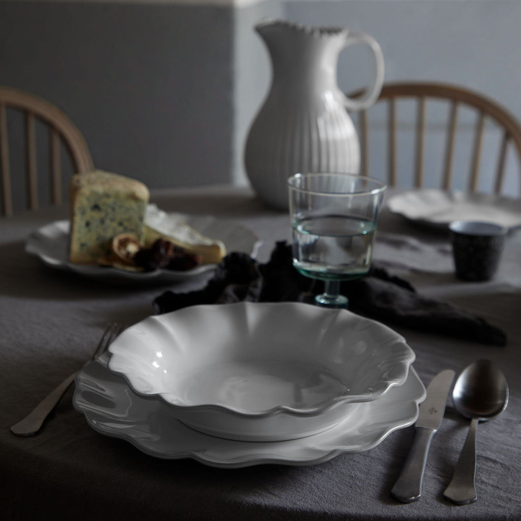 Rosa Collection Pasta Plates in White, Set of 6