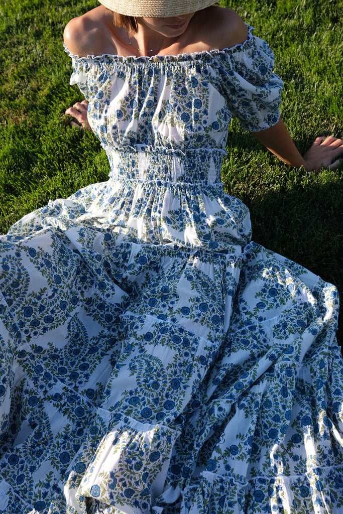 #color_blue green paisley