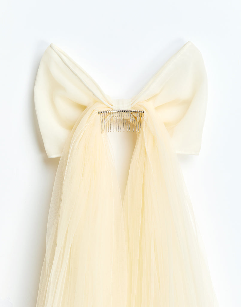 Elisa Bow Veil in Ivory