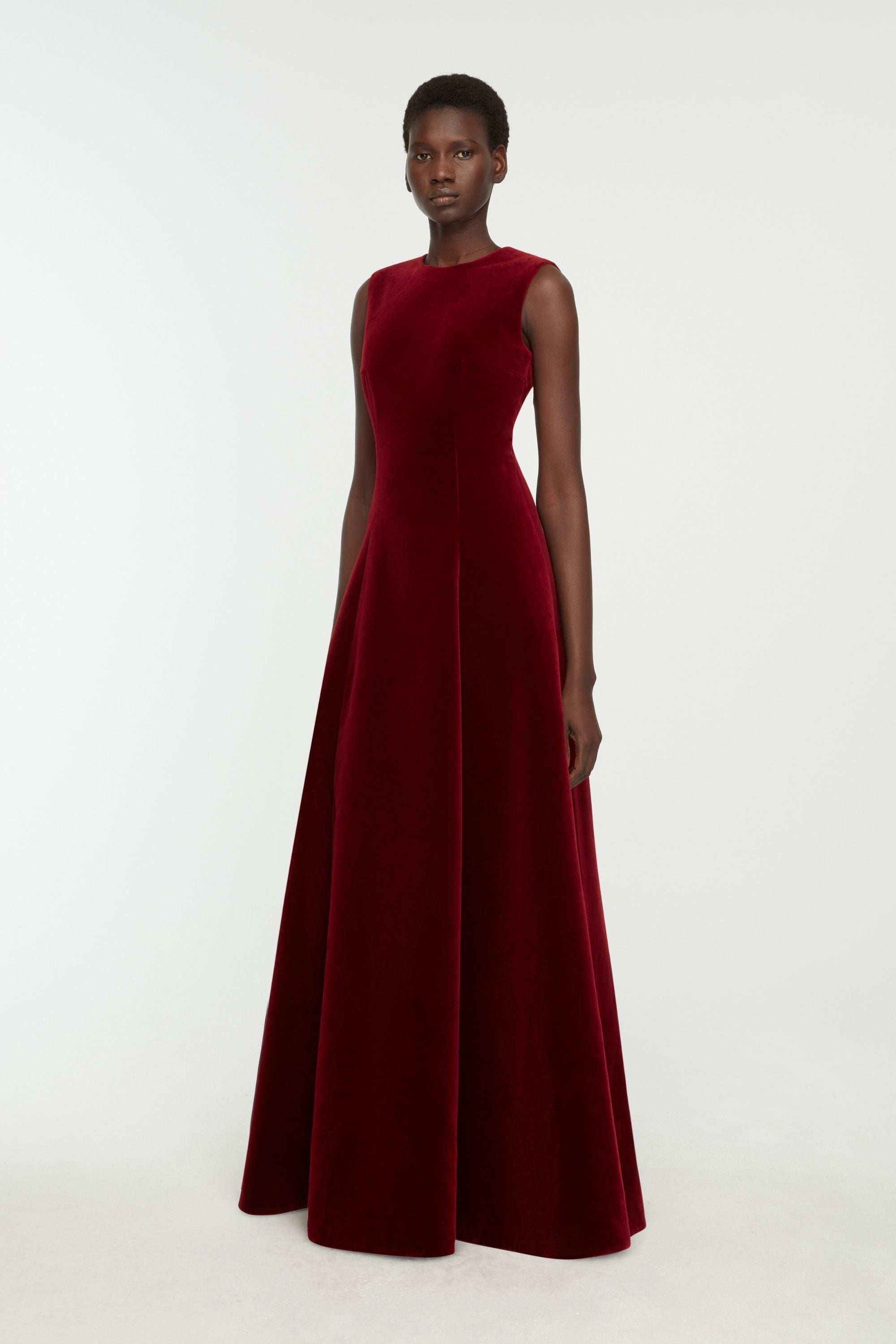 Nodin Dress in Burgundy Wind Velvet