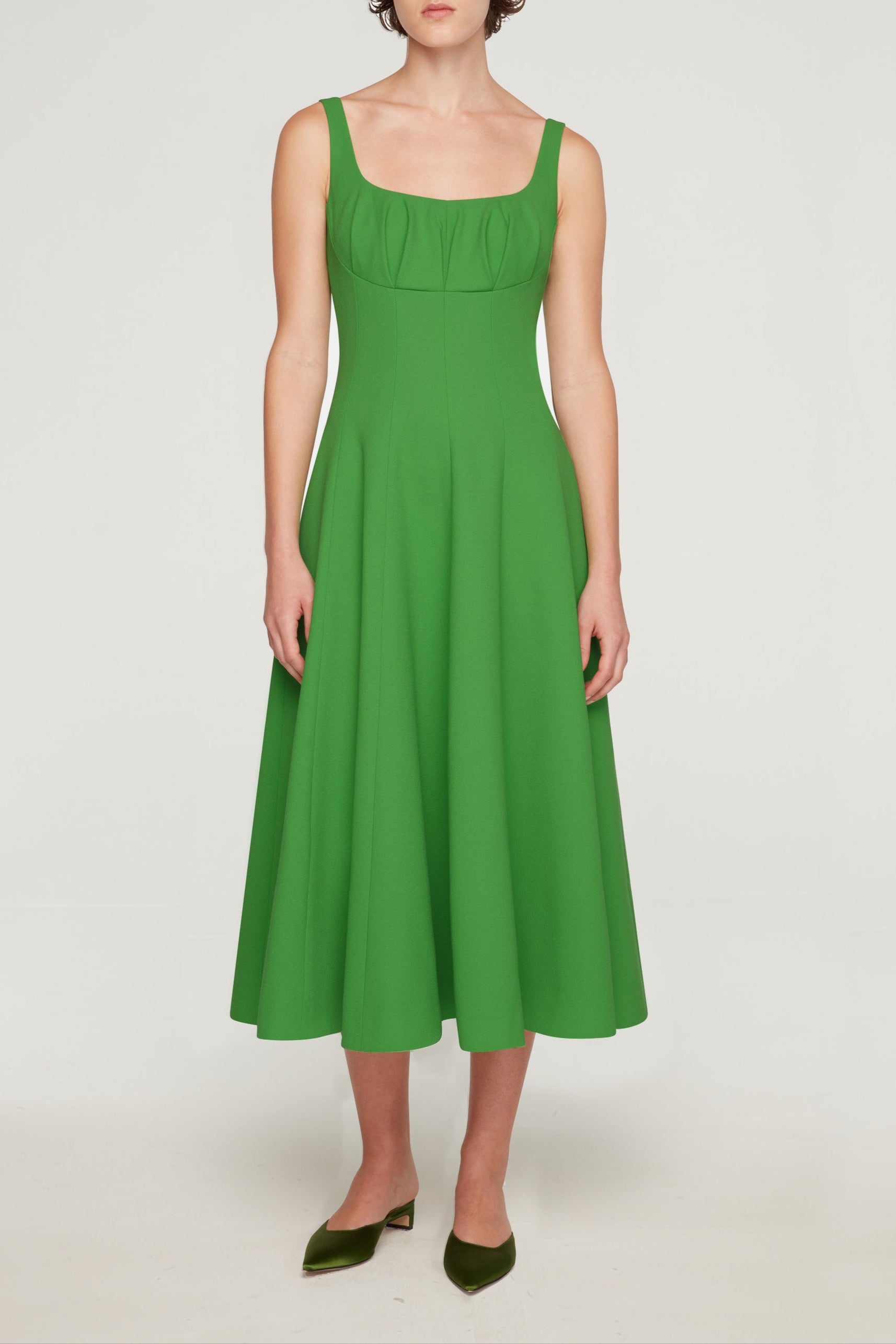 Collins Dress In Fresh Green Single Wool Crepe