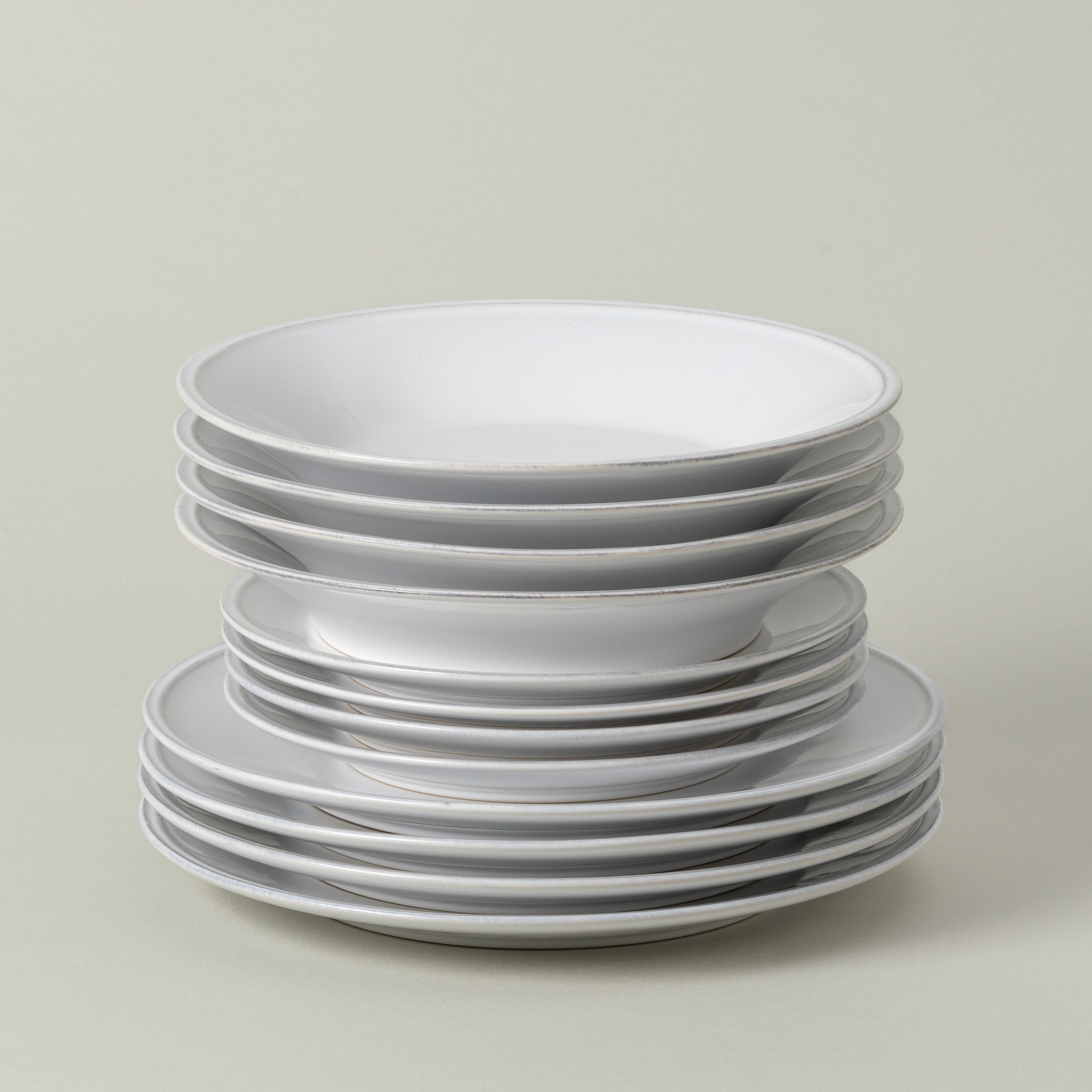 Friso Collection 12-pc Place Setting with Pasta Plate in White