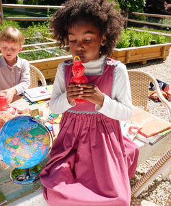 Frank T-Neck in Vanilla Piping