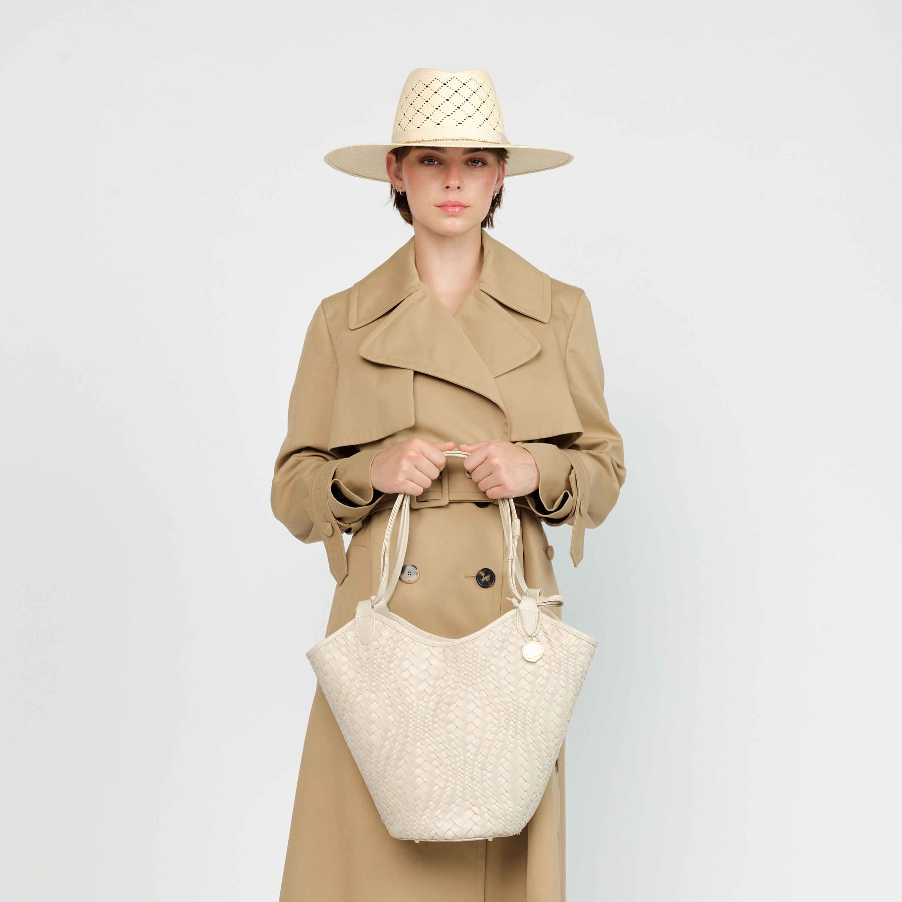 Flow Midi Handbag in Ivory