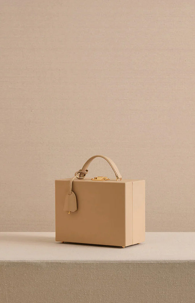 Grace 21 in Smooth Calf Natural