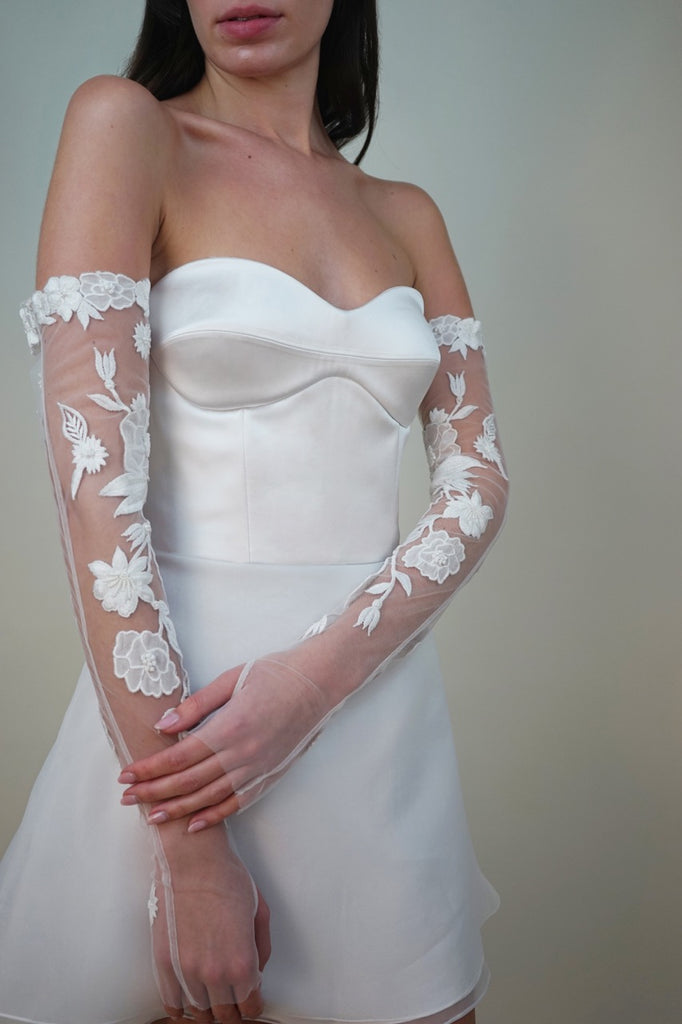 Wild Rose Gloves