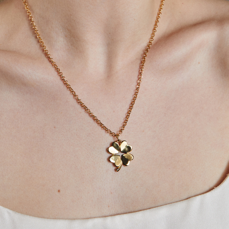 Small Luck and Love Clover Necklace