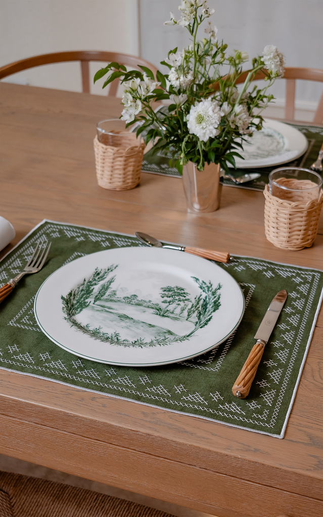 Pedralbes Placemats in Olive, Set of 4