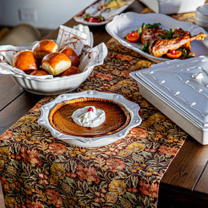 Berry & Thread Pie Dish in Whitewash
