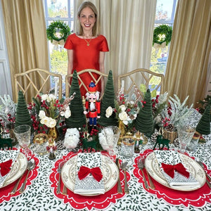 Green leaf tablecloth and red ava luxury placemats