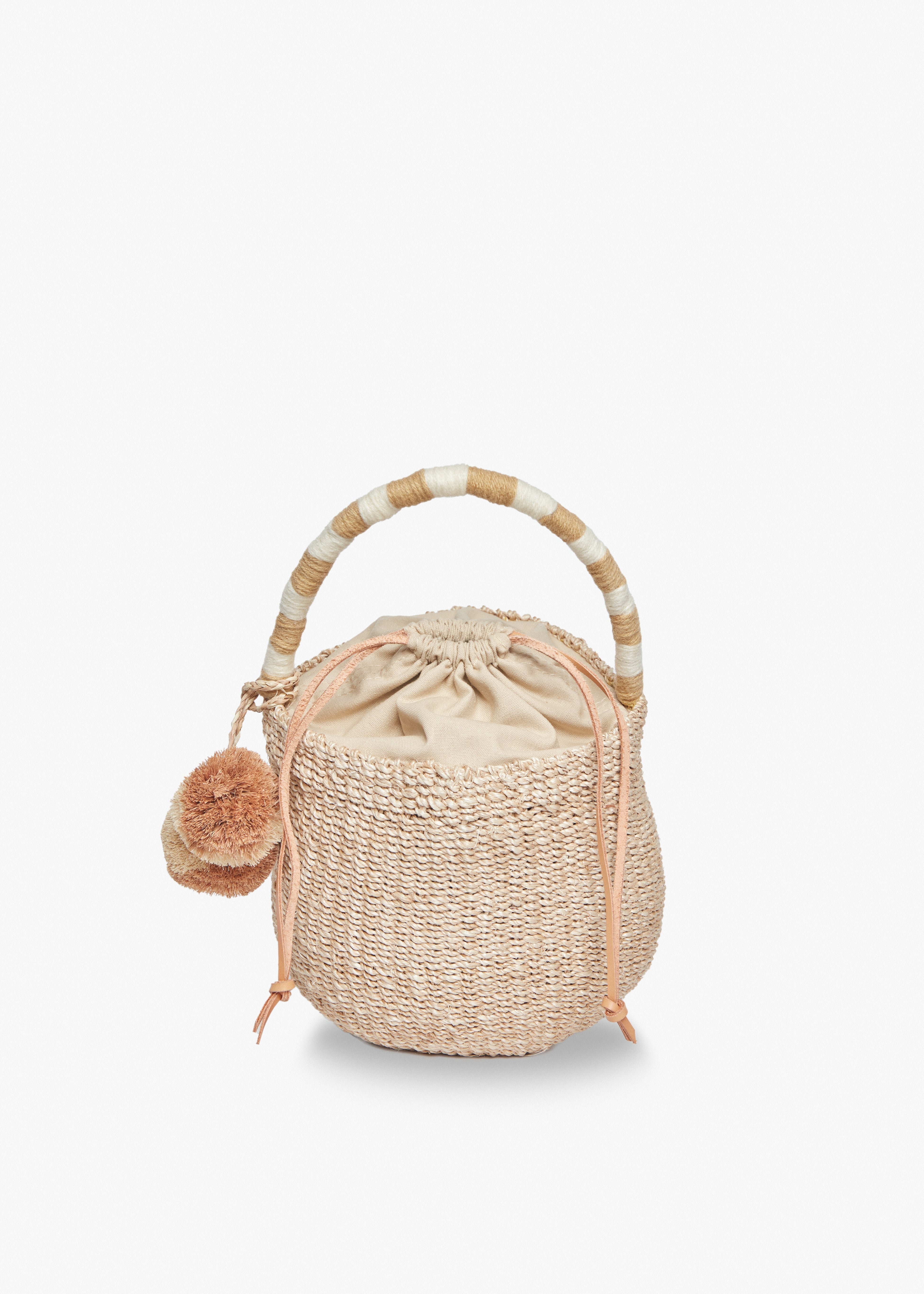 Kan Straw Bucket Bag