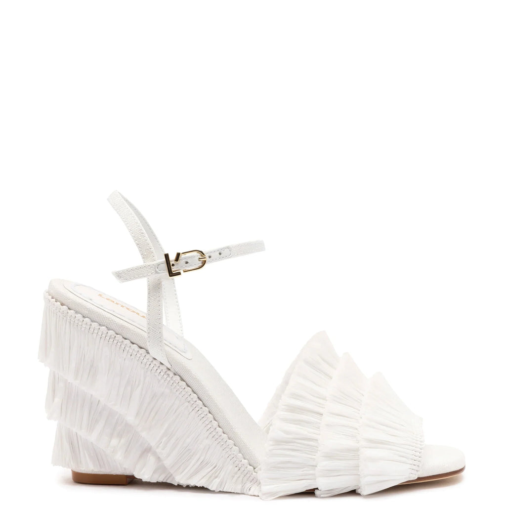 Yves Fringe Wedge in White Raffia