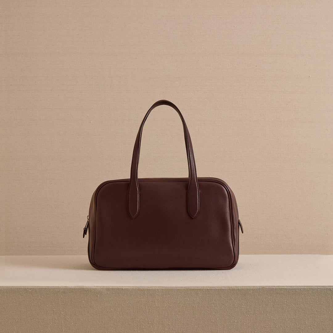 Archer 32 in Supple Soft Chocolate