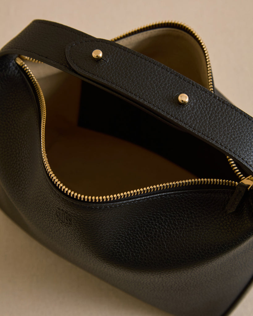 Mason 24 in Tumbled Grain Black